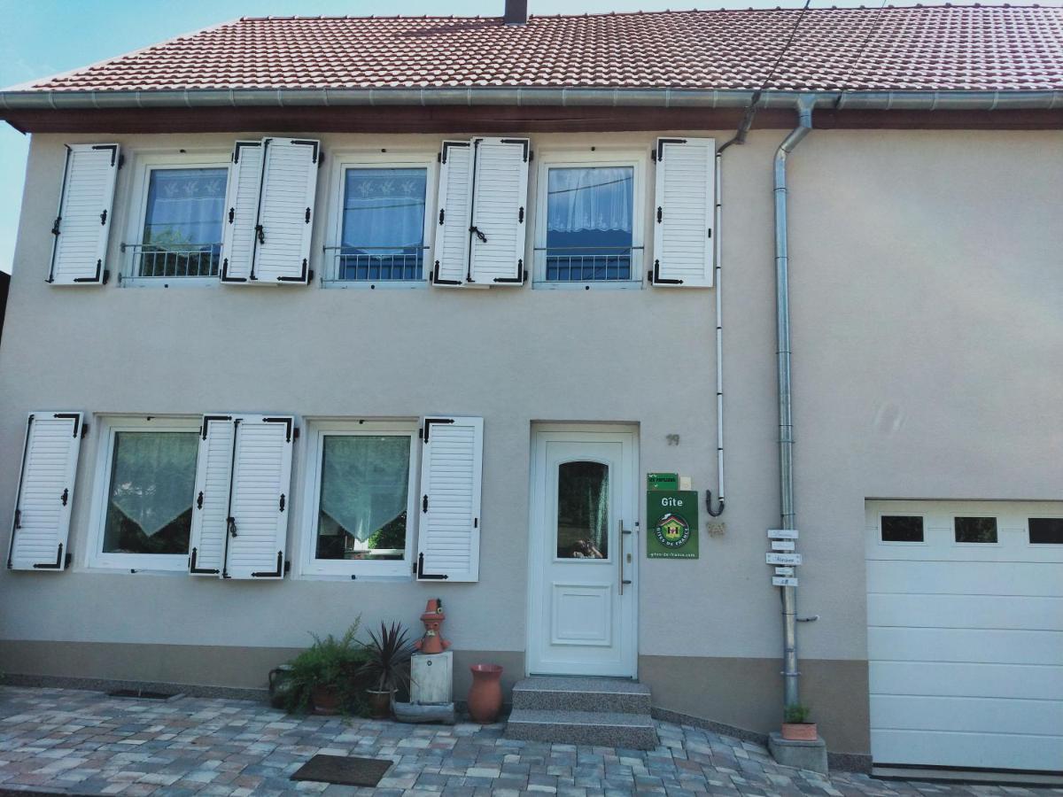 Gîte LES PAPILLONS Bining Exterior foto